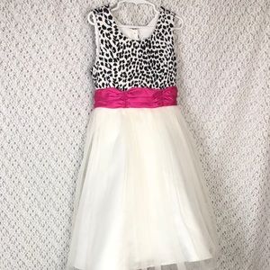 NWOT Jona Michelle Girl Dress Size 6X Color Cream